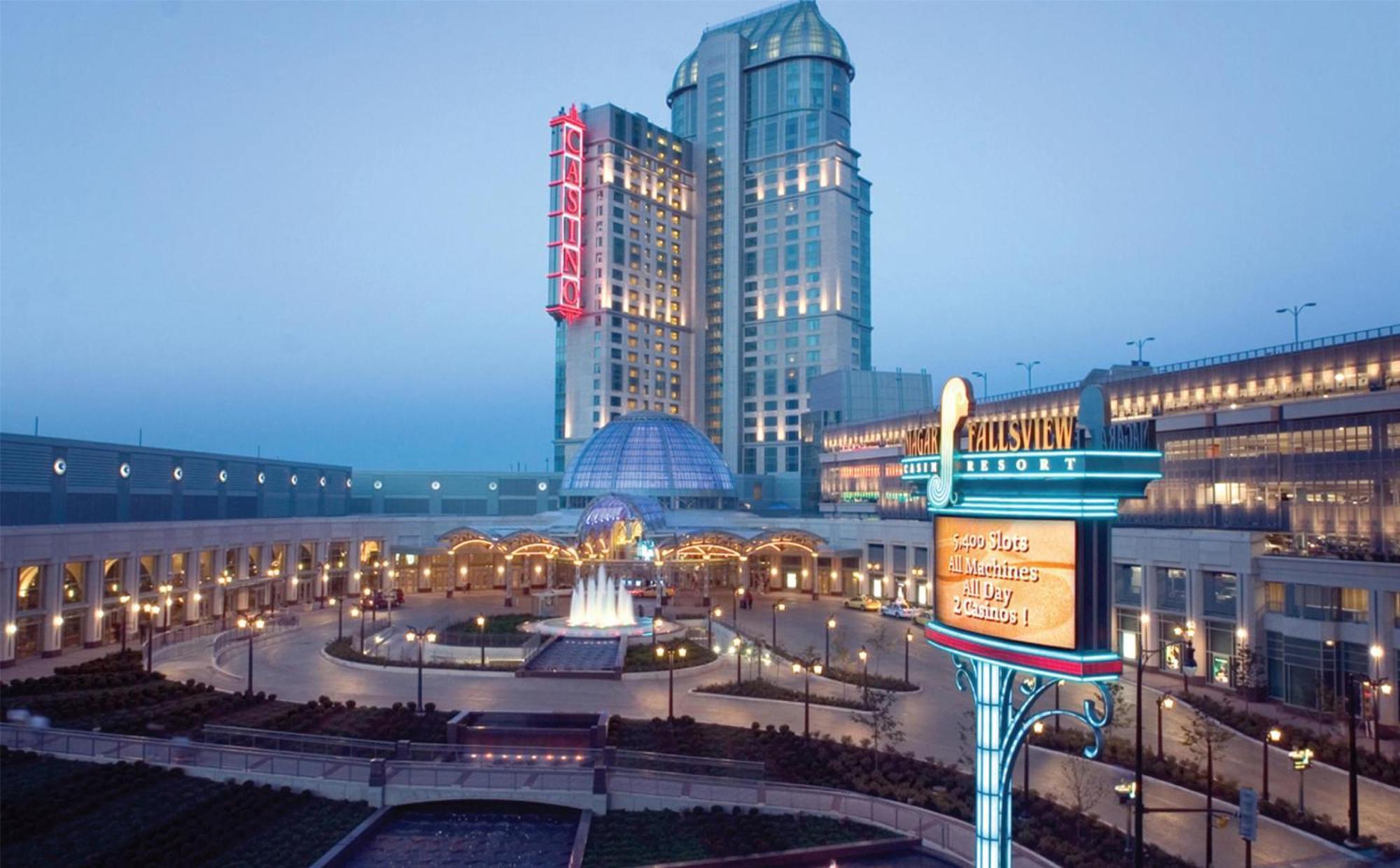 Hilton Niagara Falls/ Fallsview Hotel&Suites Esterno foto