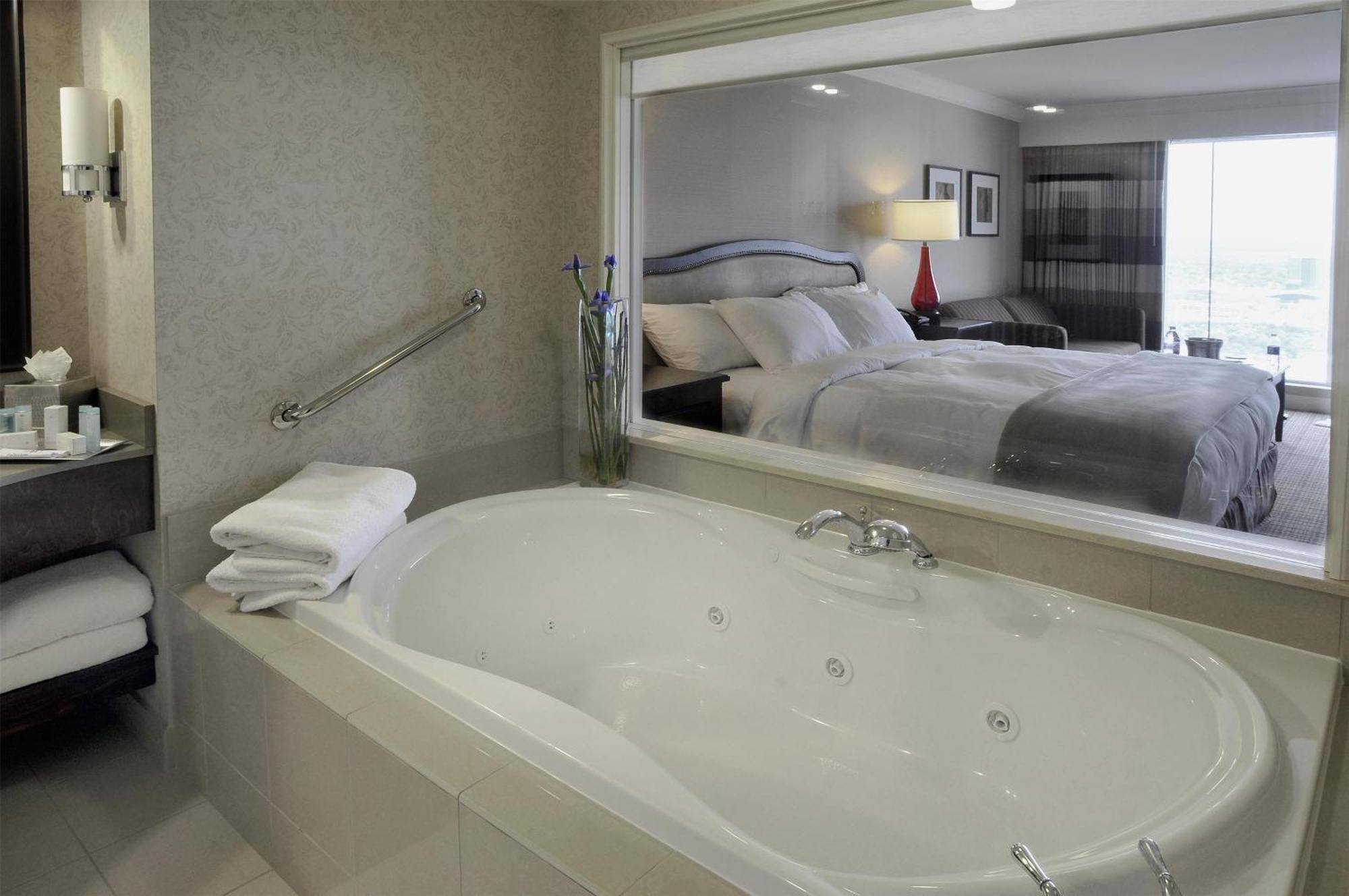 Hilton Niagara Falls/ Fallsview Hotel&Suites Esterno foto
